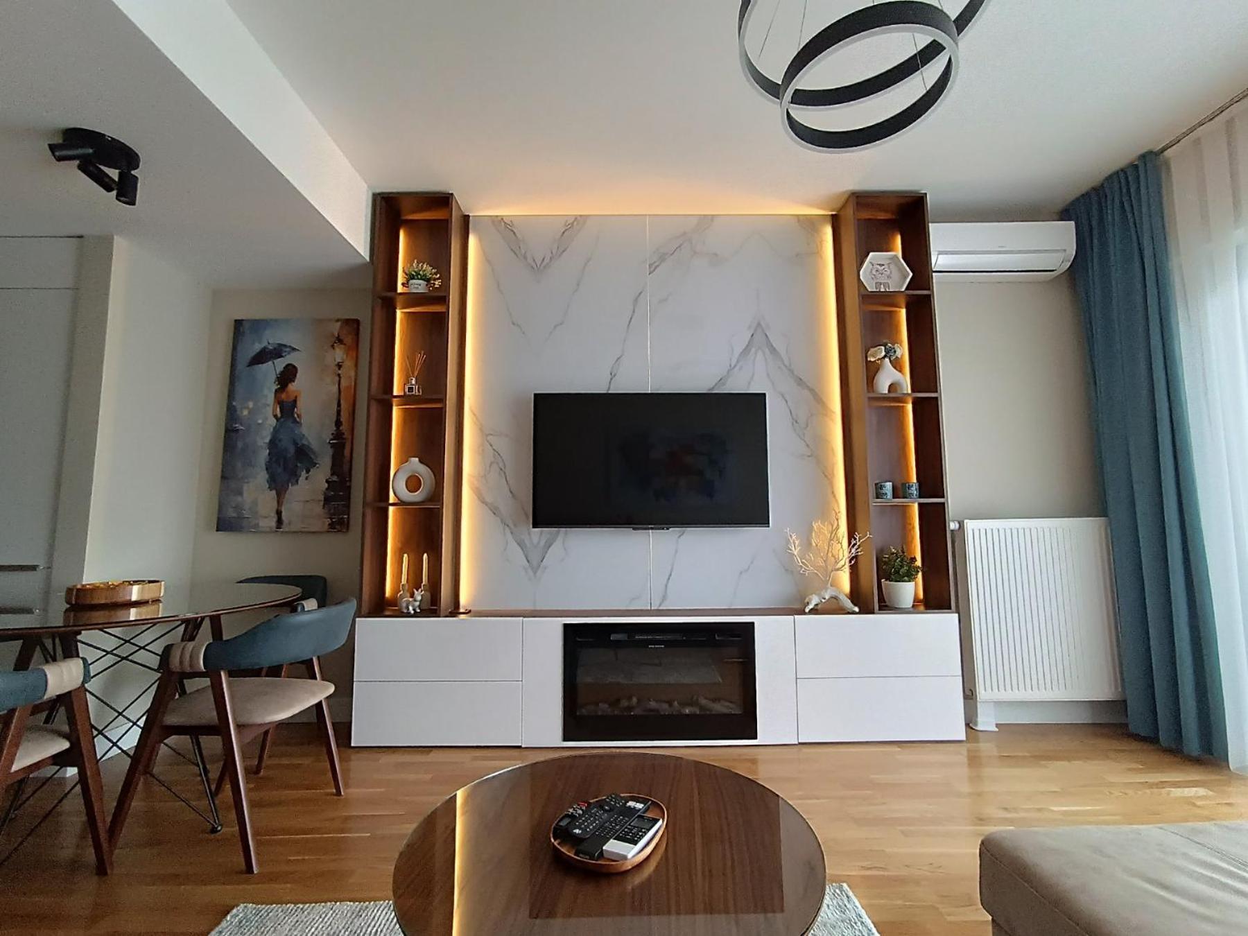 Anika Luxury Apartment At Diamond Center 斯科普里 外观 照片