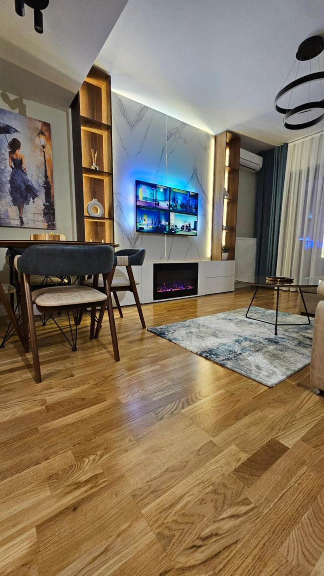 Anika Luxury Apartment At Diamond Center 斯科普里 外观 照片