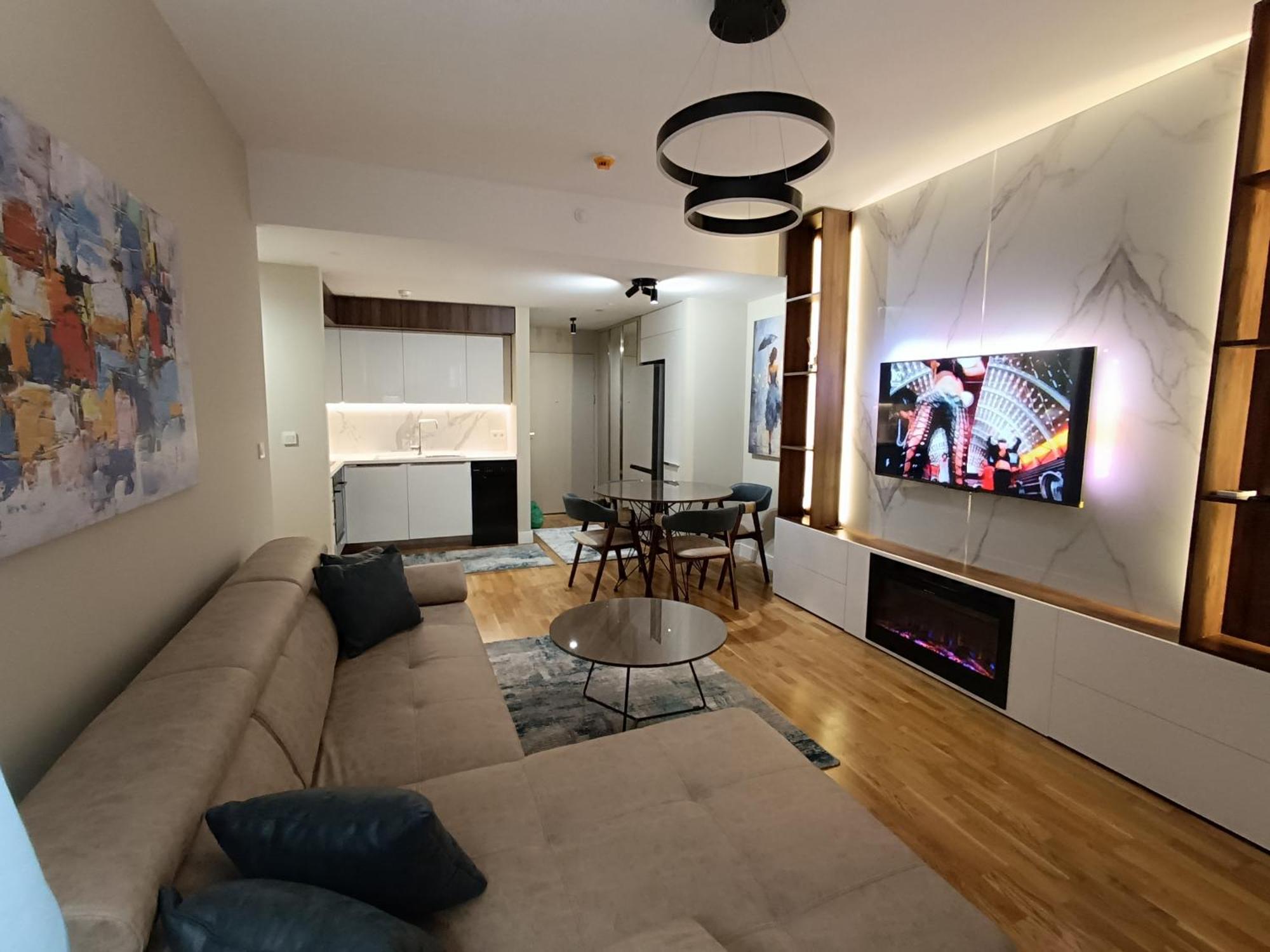 Anika Luxury Apartment At Diamond Center 斯科普里 外观 照片