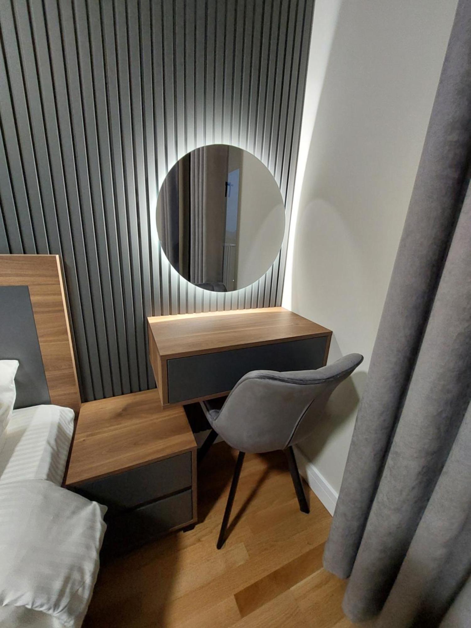 Anika Luxury Apartment At Diamond Center 斯科普里 外观 照片