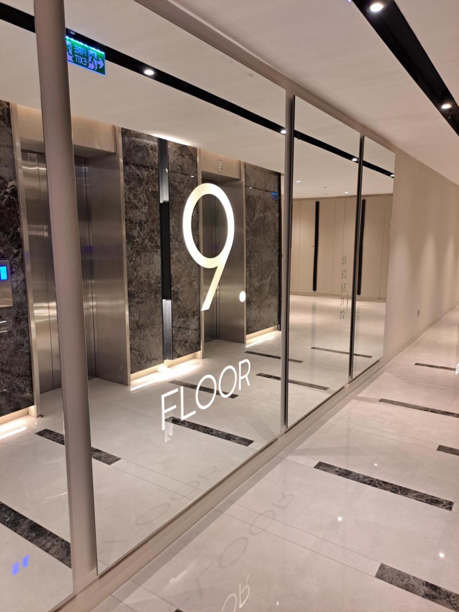 Anika Luxury Apartment At Diamond Center 斯科普里 外观 照片