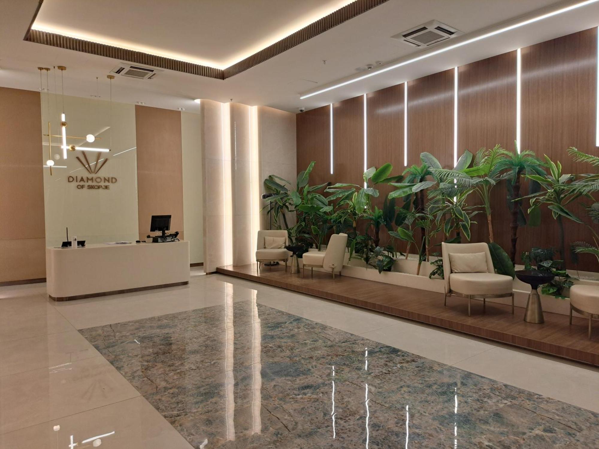 Anika Luxury Apartment At Diamond Center 斯科普里 外观 照片