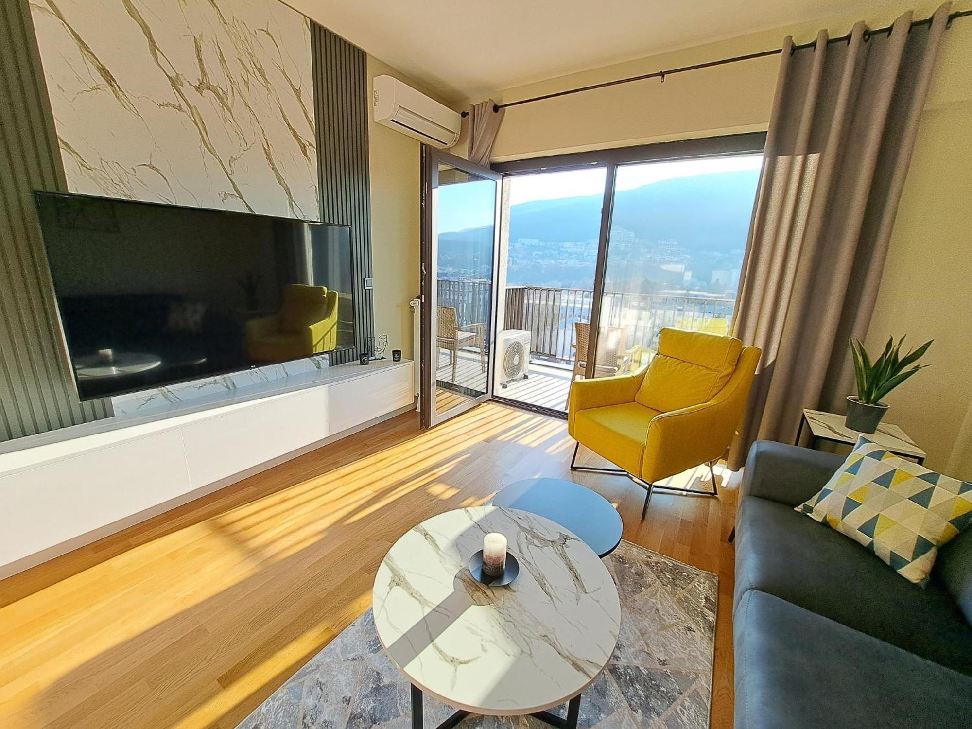 Anika Luxury Apartment At Diamond Center 斯科普里 外观 照片
