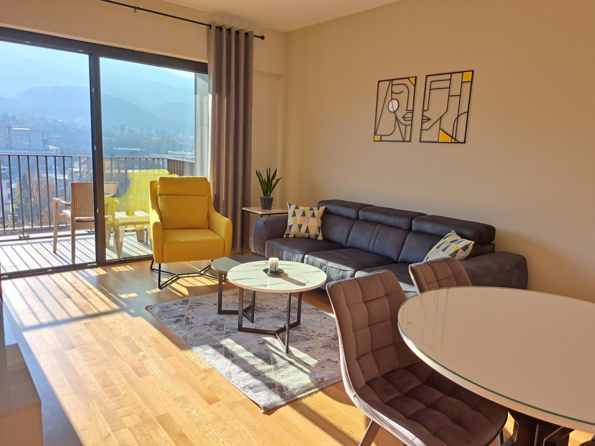 Anika Luxury Apartment At Diamond Center 斯科普里 外观 照片