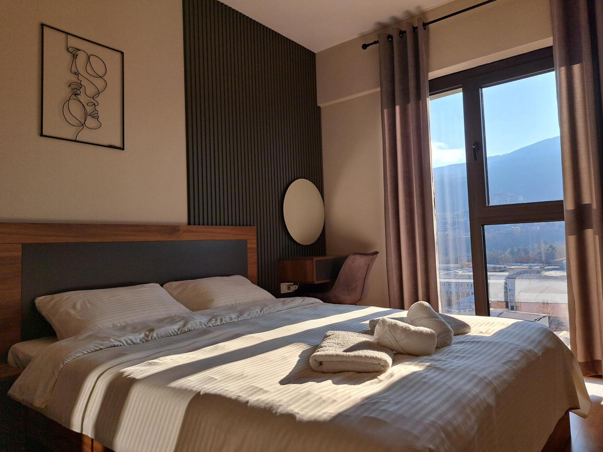 Anika Luxury Apartment At Diamond Center 斯科普里 外观 照片